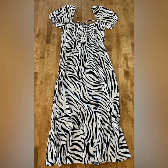 STRADIVARIUS ASOS Zebra Print Black & White Maxi Dress Short Sleeves Medium NWT - Picture 3 of 8